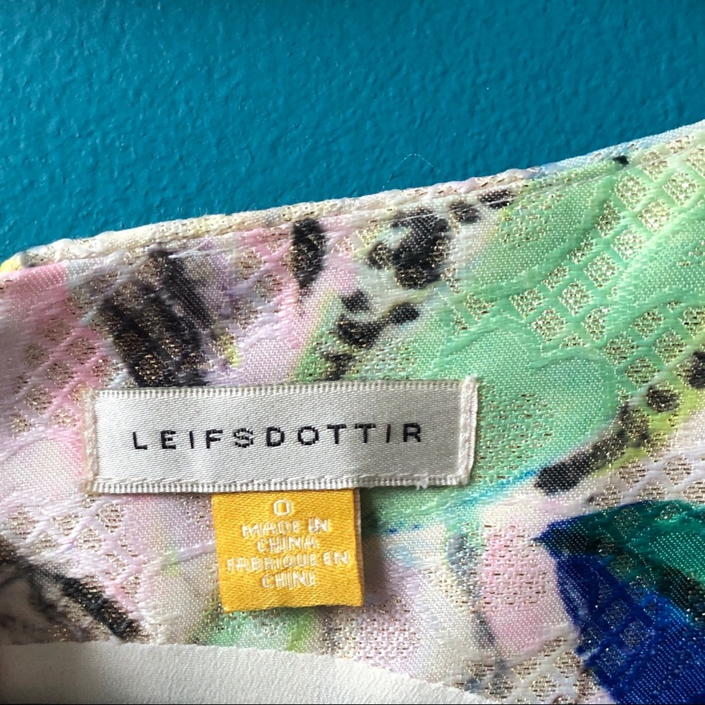 ANTHRO Leifsdottir metallic print top $45🏷 - Picture 6 of 8